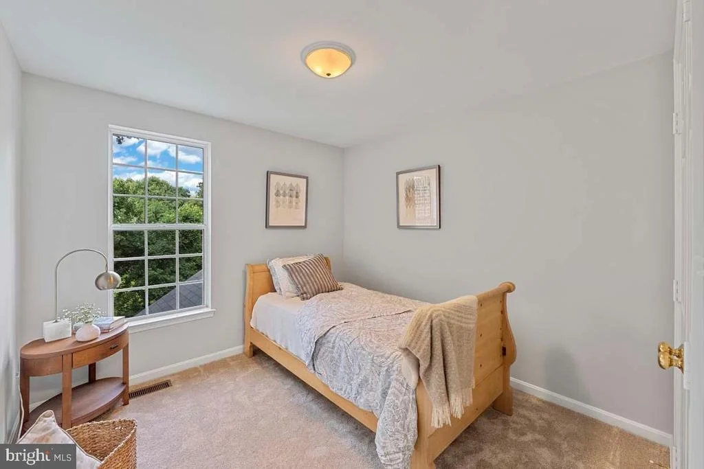 Photo of 15015 HUNTER MOUNTAIN LANE