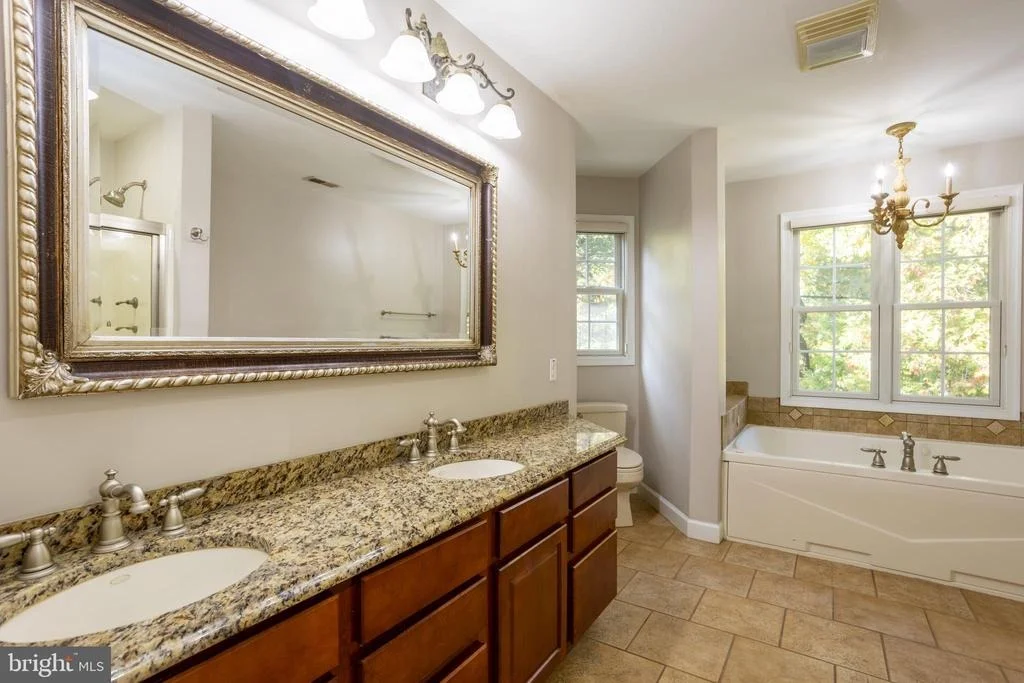 Photo of 3306 LABYRINTH ROAD