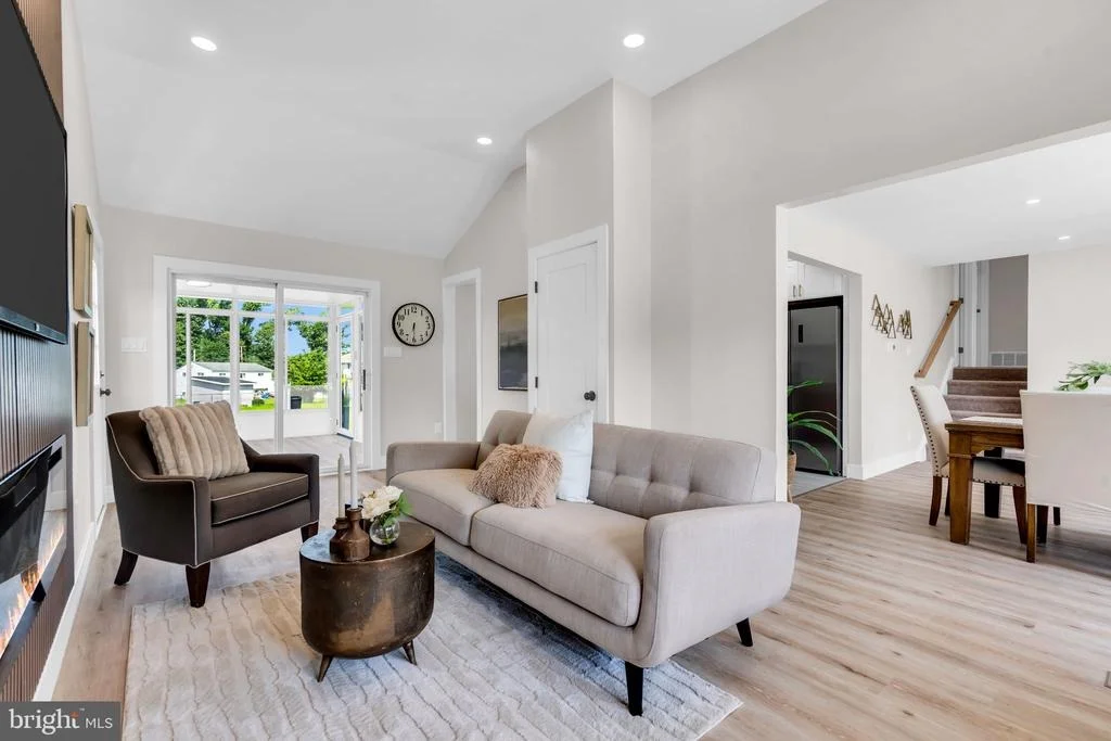 Photo of 103 CARVER DRIVE