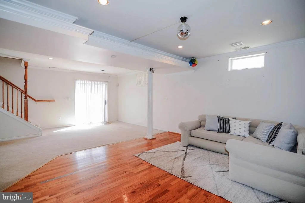 Photo of 13641 HOBART DRIVE