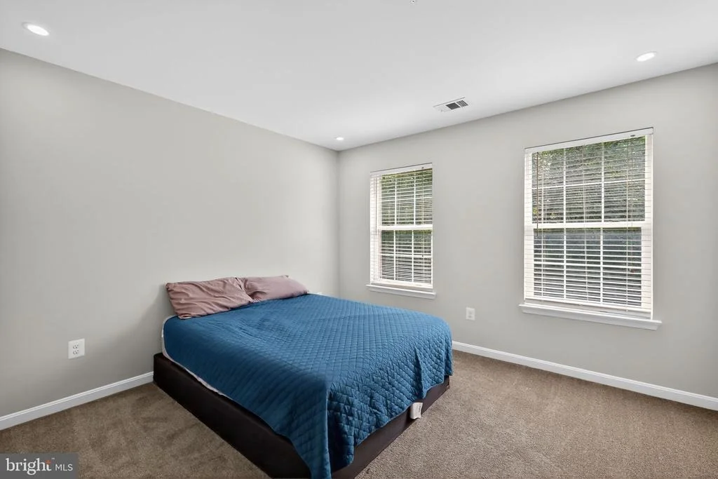 Photo of 15202 JOHNSTONE LANE