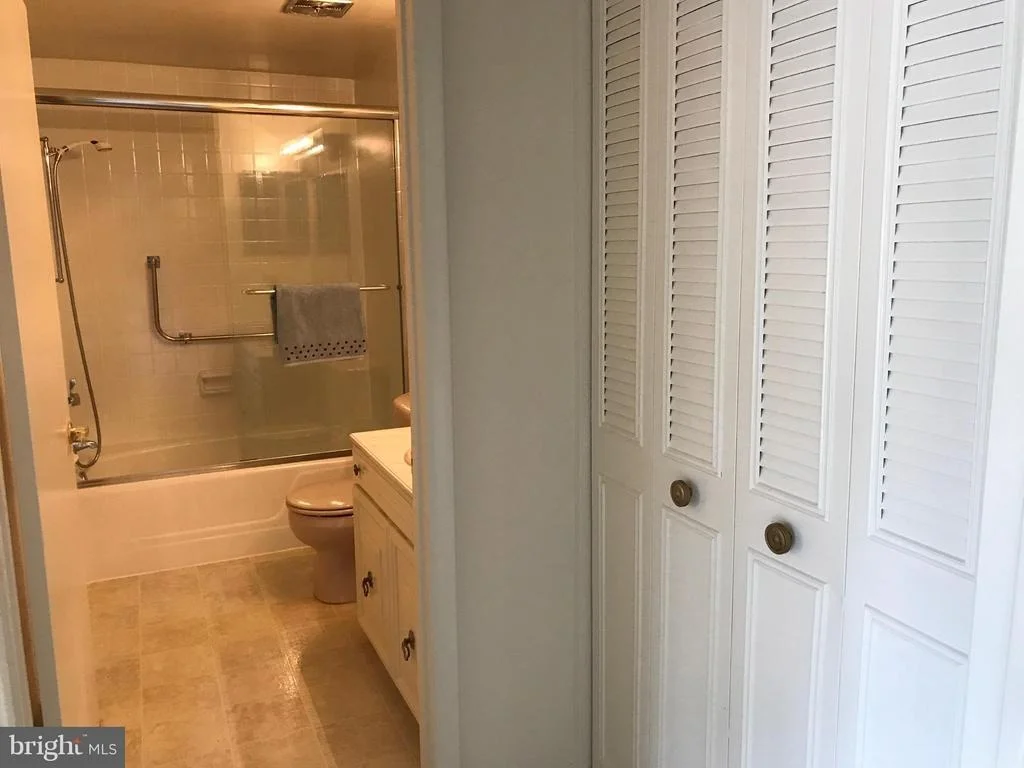 Photo of Unit 82E at 3632 GLENEAGLES DRIVE