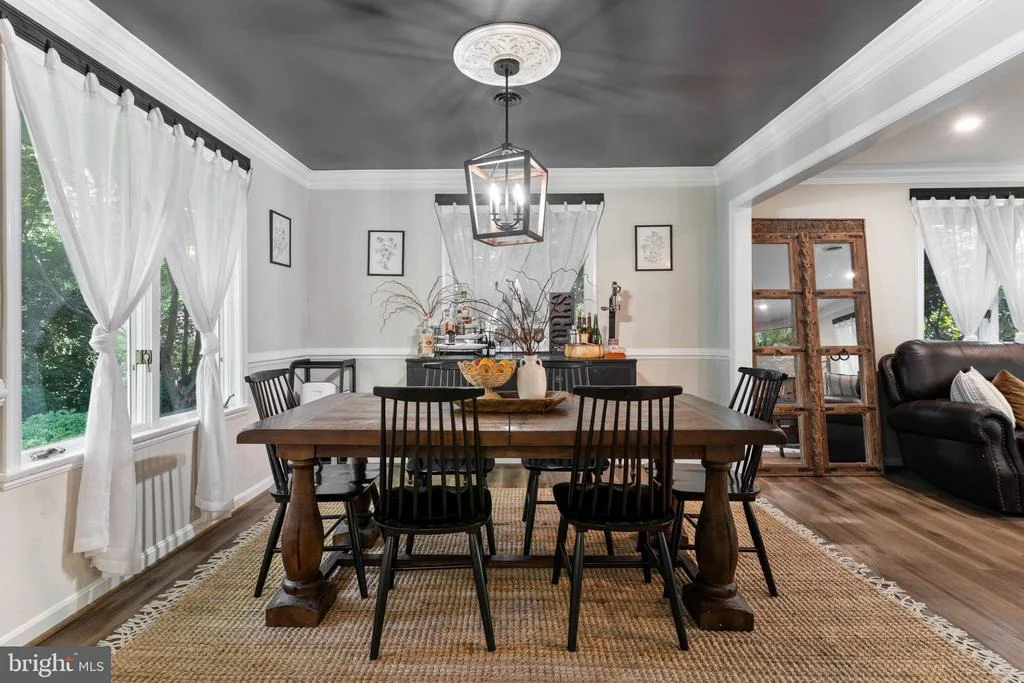 Photo of 547 BEECH DRIVE