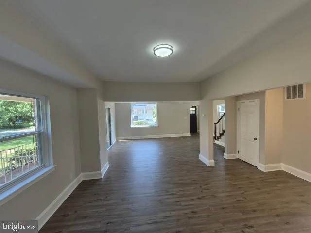 Photo of 4010 ARAGON AVENUE