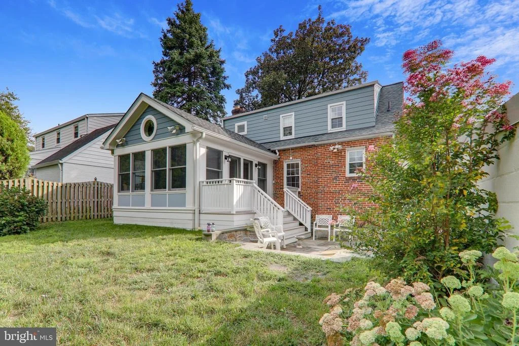 Photo of 8605 SPRINGVALE ROAD