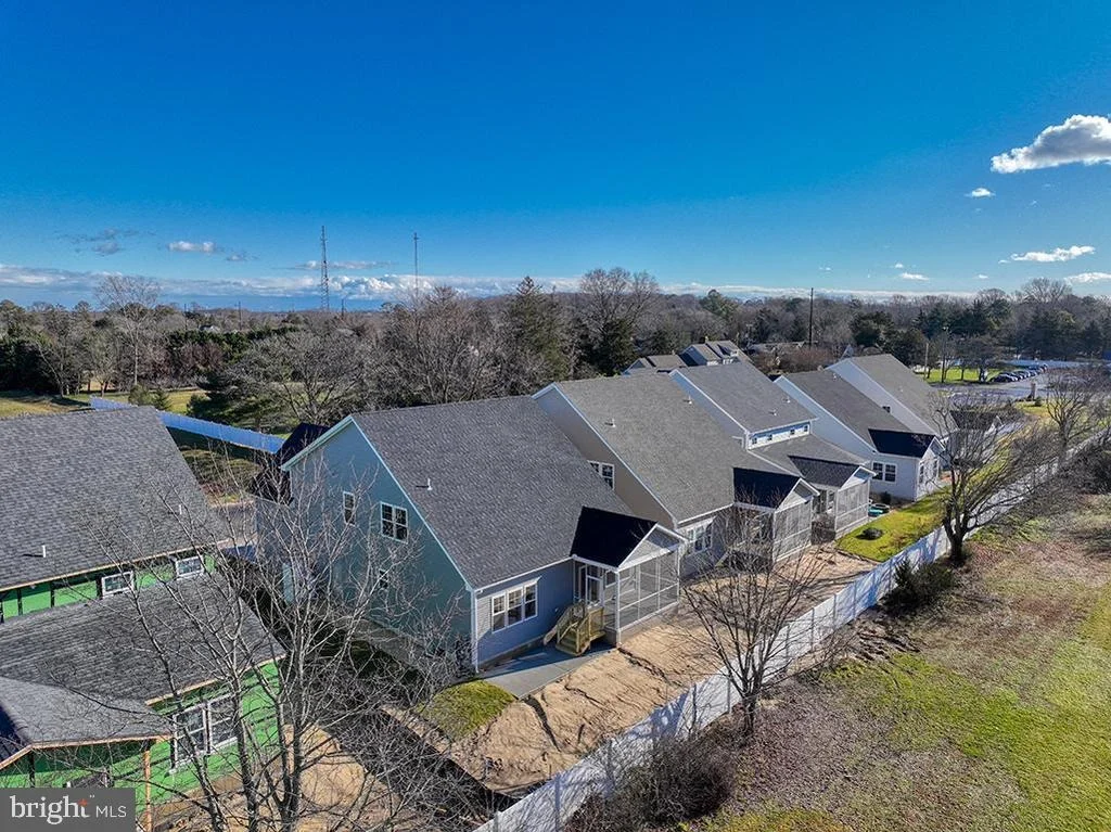 Photo of 33745 CATCHING COVE CT