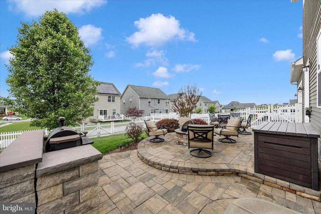 Photo of 4700 PULLER DRIVE