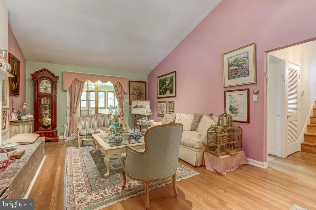 Photo of 703 HILLSBORO DRIVE