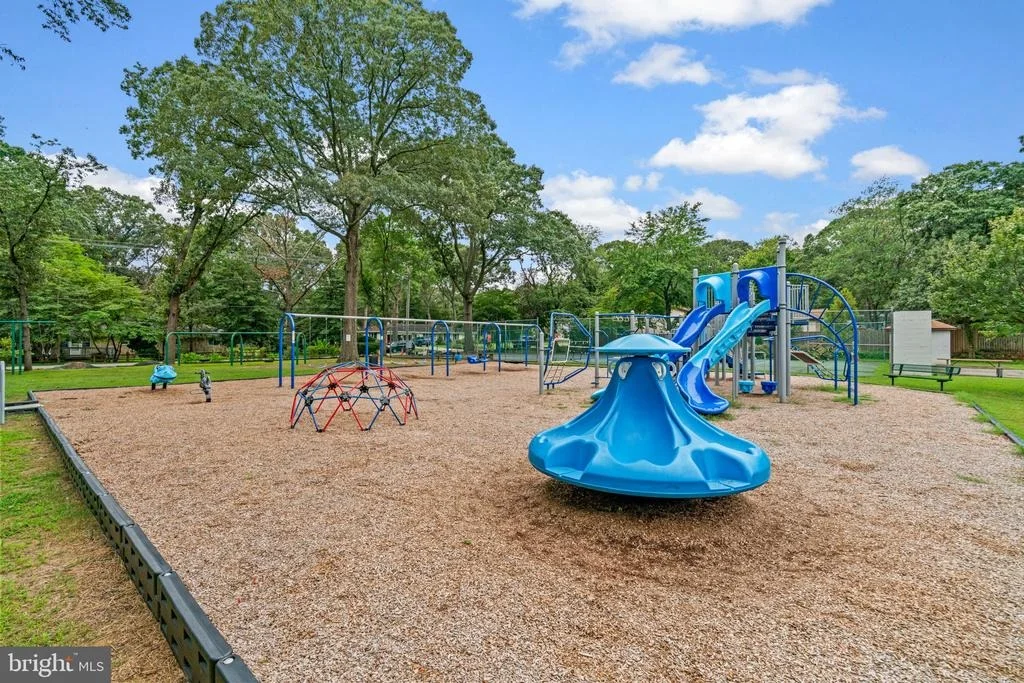 Photo of 52 SUNSET DRIVE