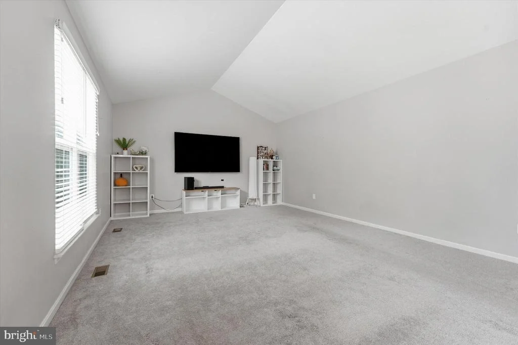Photo of 2402 SHAKER LANE