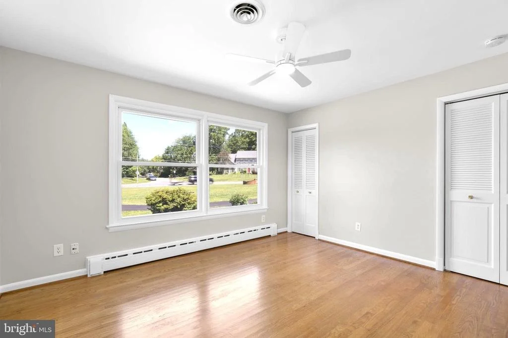 Photo of 18015 MUNCASTER ROAD