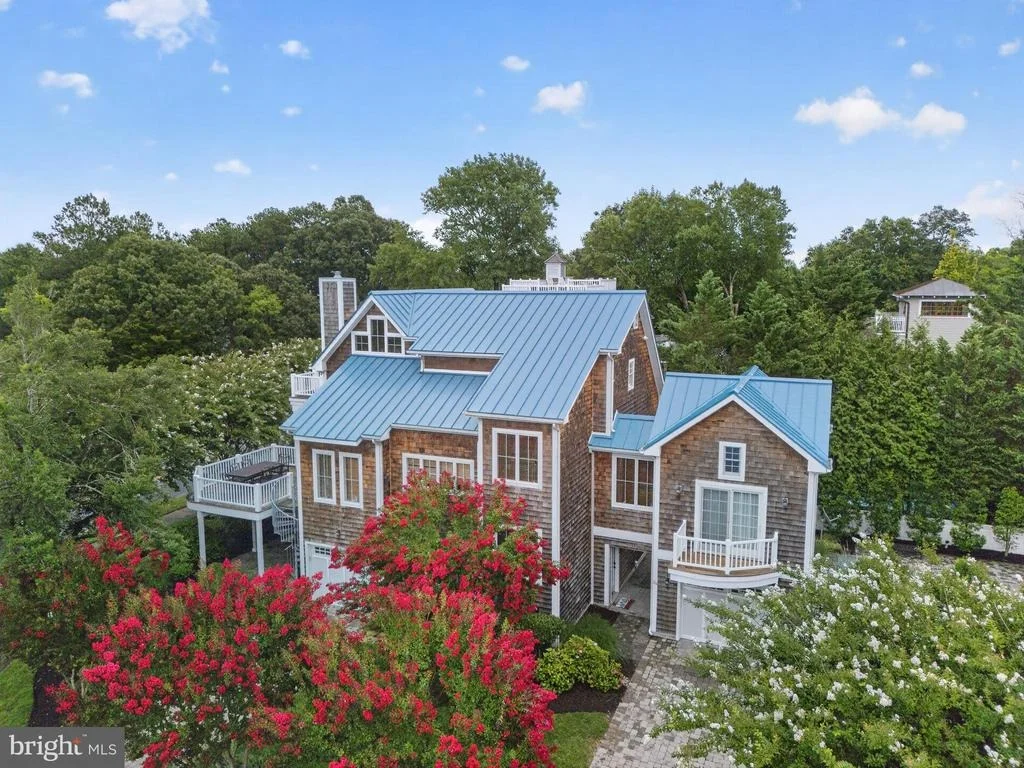 Photo of 54 SURF AVENUE