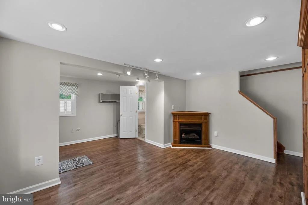Photo of 607 REST AVENUE