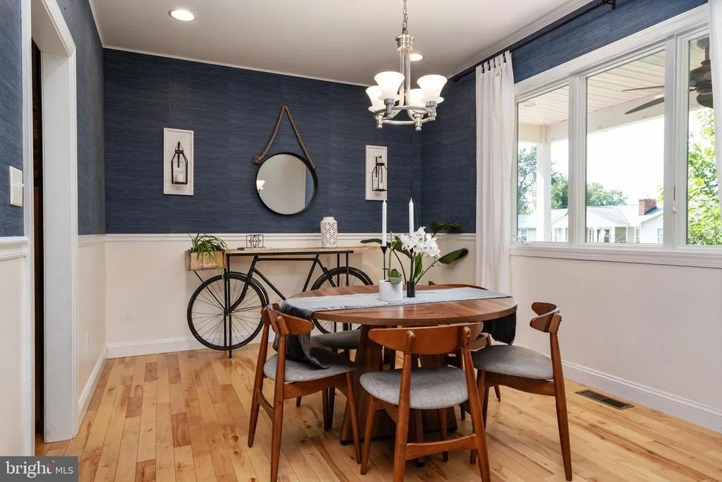 Photo of 1351 CALVERT ROAD
