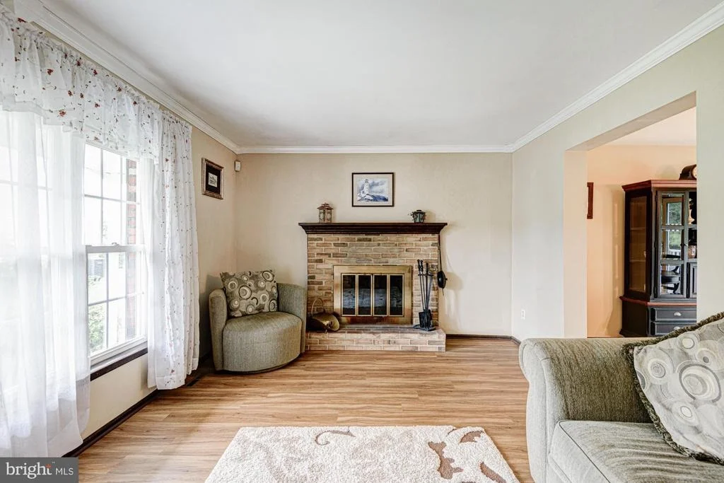 Photo of 8 RISA COURT