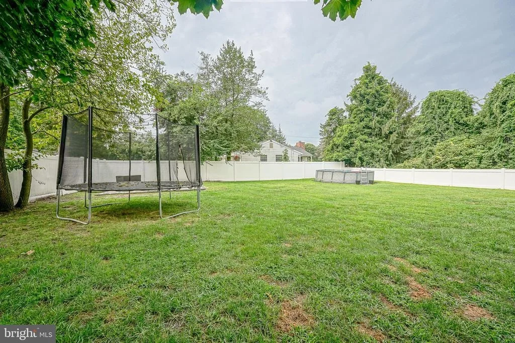 Photo of 2 BROADVIEW AVENUE