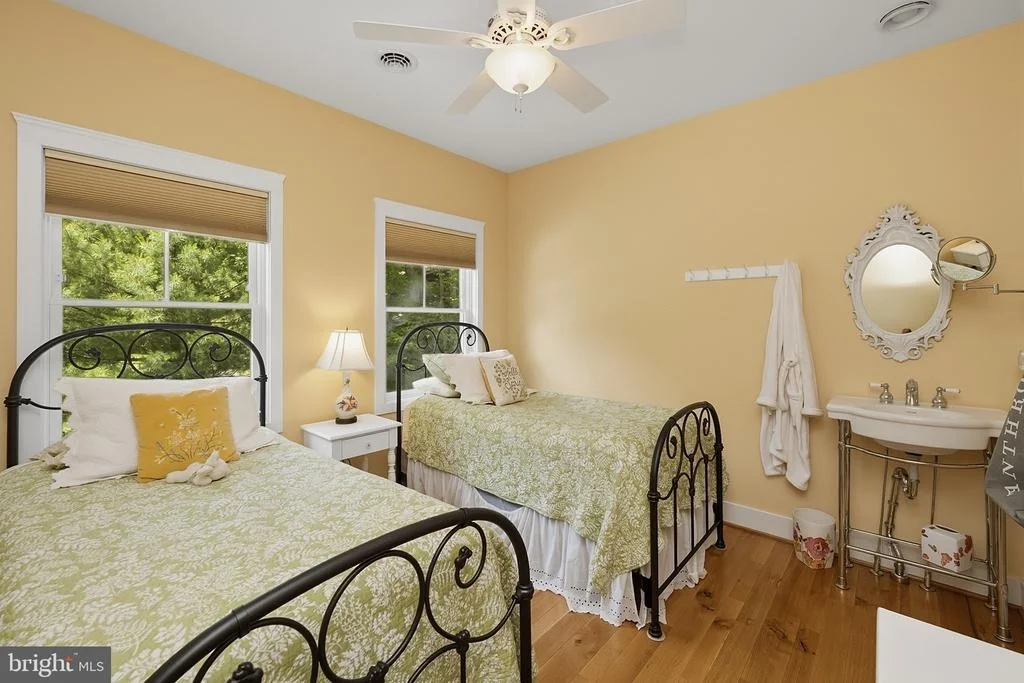 Photo of 507 SHORELINE DRIVE