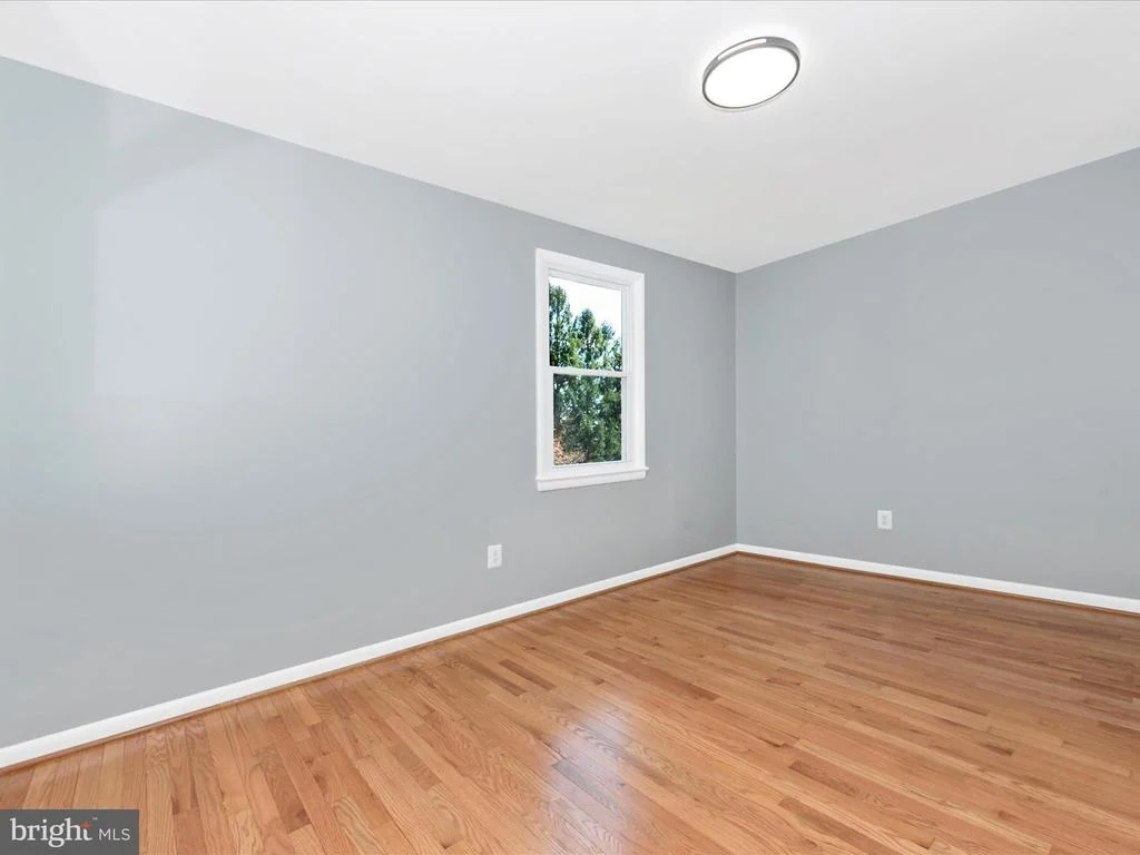 Photo of 15224 GANLEY ROAD
