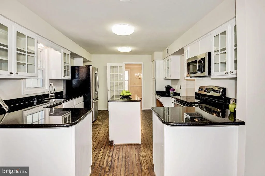 Photo of 11933 RIDERS LANE