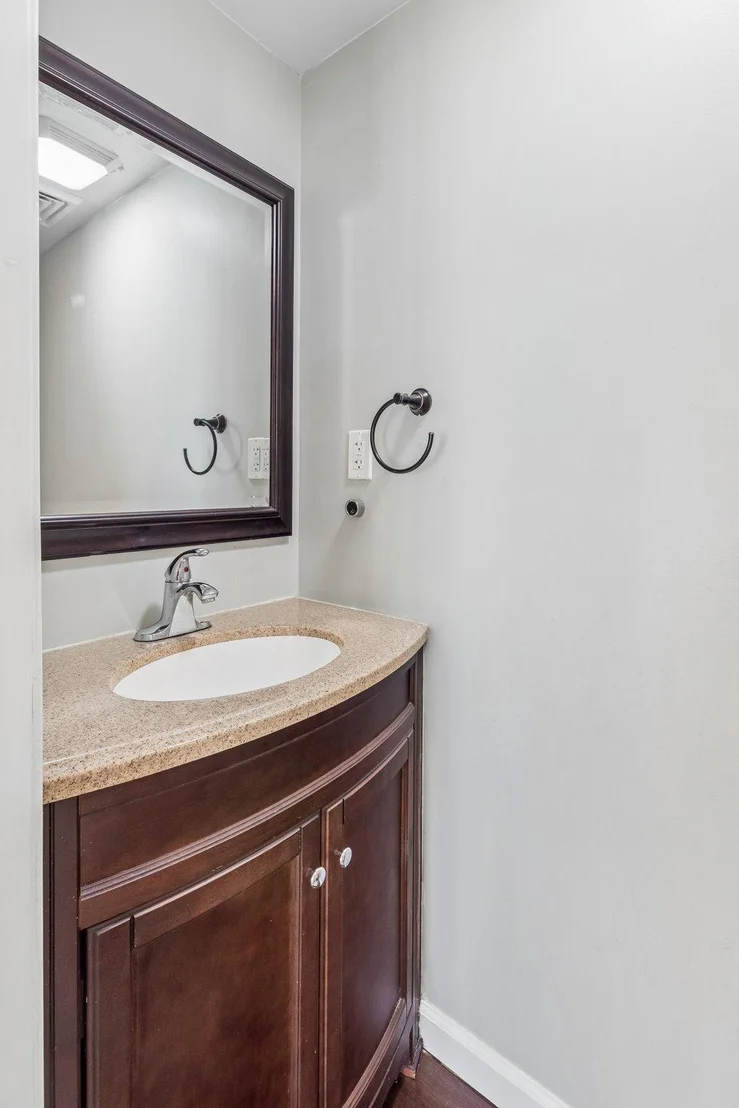 Photo of 35 INDIAN QUEEN LANE