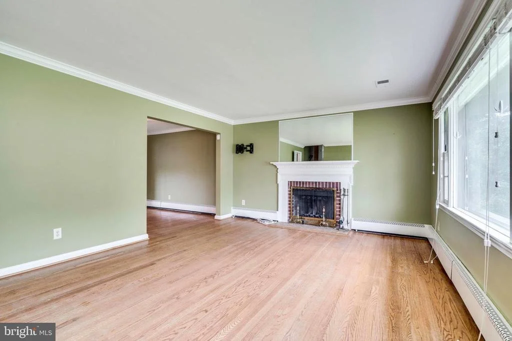 Photo of 4235 SIDEBURN ROAD