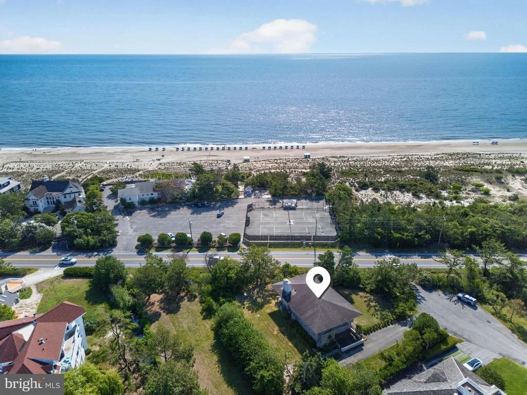 Photo of 1 TIDEWATERS ROAD