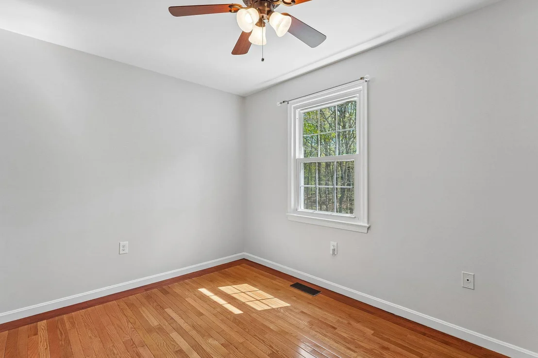 Photo of 8600 VALLEY DR