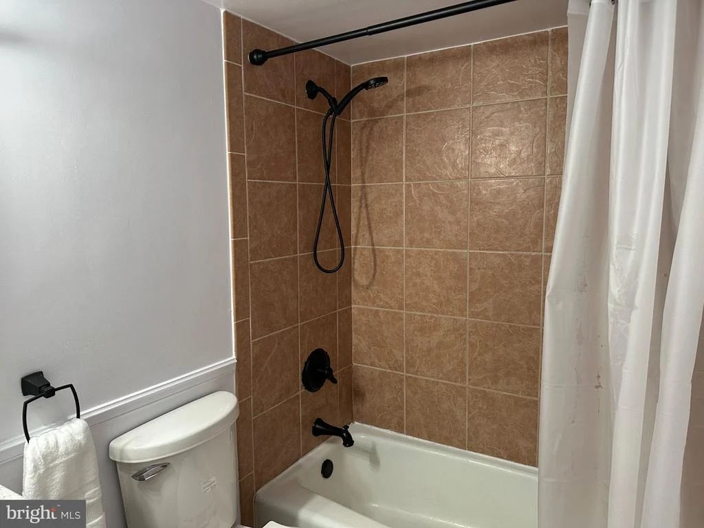 Photo of Unit 101 at 17821 BUEHLER ROAD