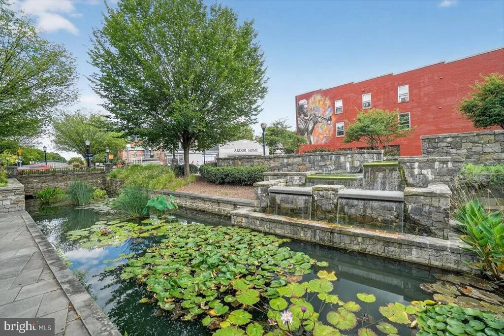 Photo of 1600 BOLTON STREET