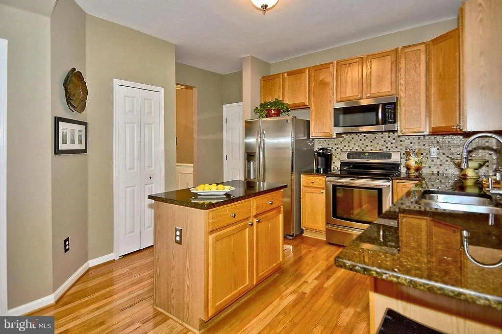 Photo of 6200 GATEPOST WAY