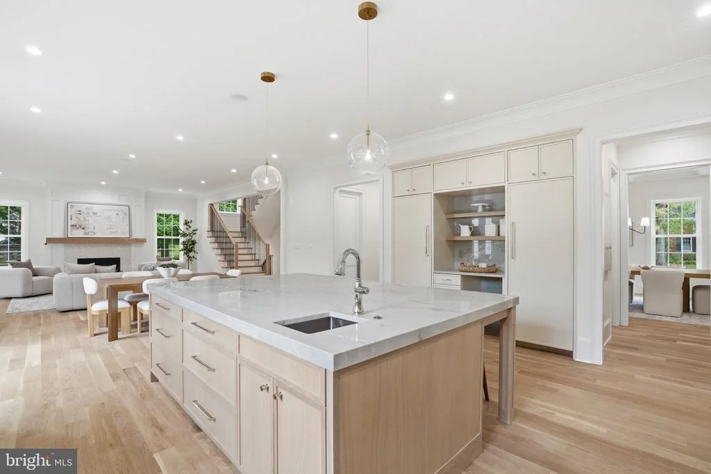 Photo of 1142 CAMERON ROAD