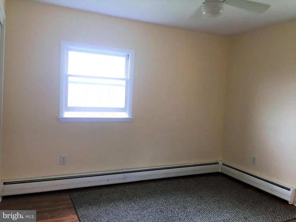 Photo of 8966 HAWBOTTOM ROAD