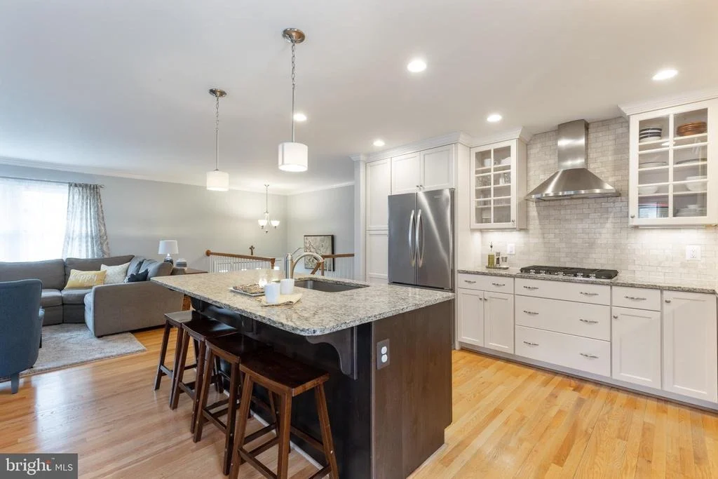 Photo of 3917 KING ARTHUR ROAD