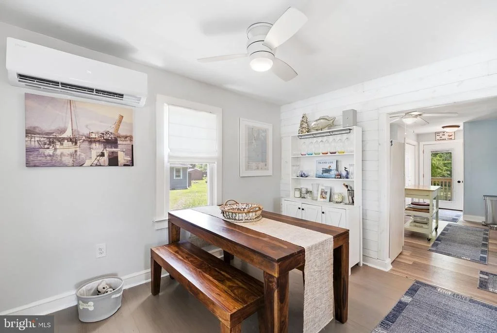 Photo of 21527 CHICKEN POINT ROAD