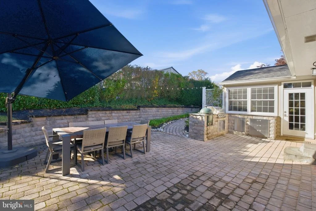 Photo of 214 PROVIDENCE ROAD