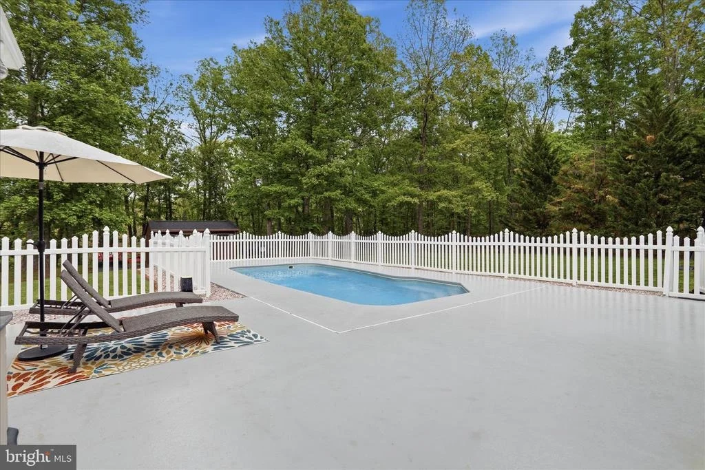 Photo of 435 SUMMIT DRIVE