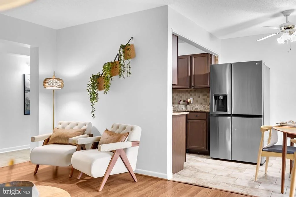 Photo of Unit 832B at 11637 STONEVIEW SQUARE