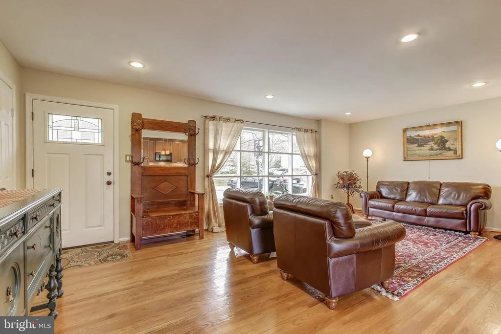 Photo of 4113 OLNEY LAYTONSVILLE ROAD
