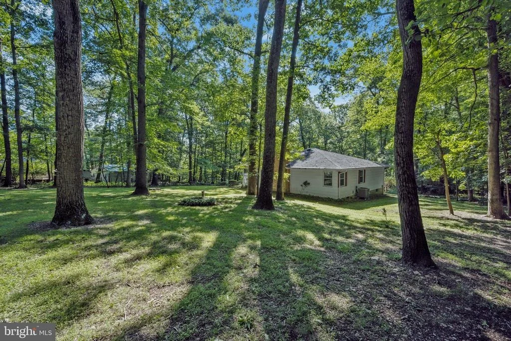 Photo of 932 WESTERN CHAPEL ROAD