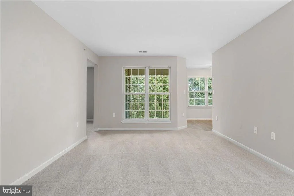 Photo of Unit 3C at 3810 NORMANDY DRIVE