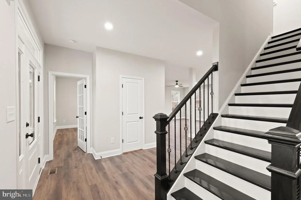 Photo of 4823 STONEFIELD LANE
