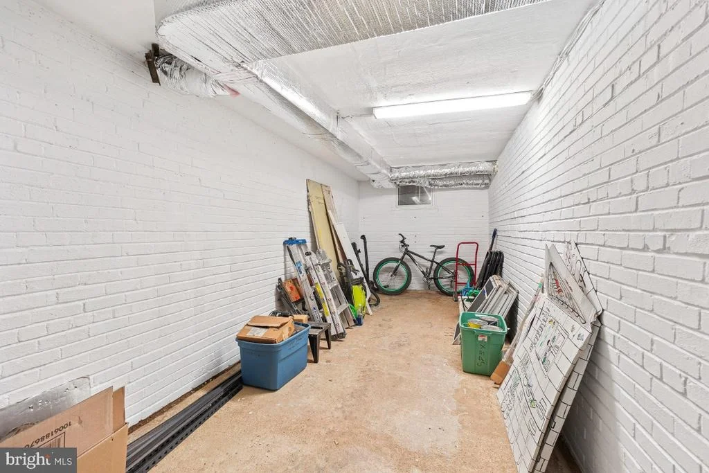 Photo of 6031 3RD STREET NW
