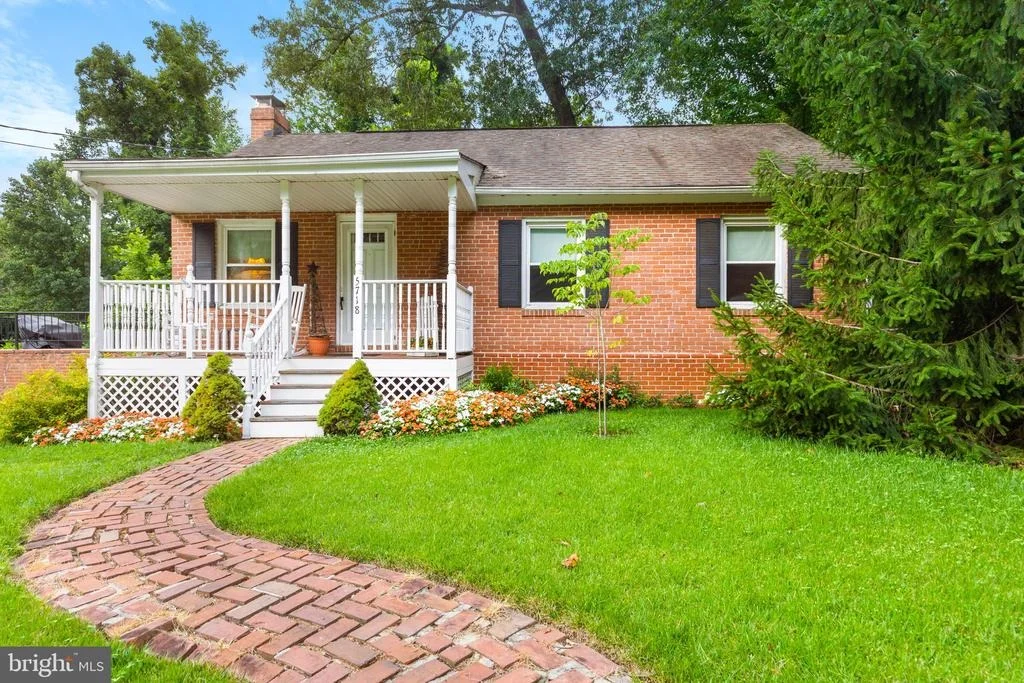 Photo of 5718 LEAF LANE