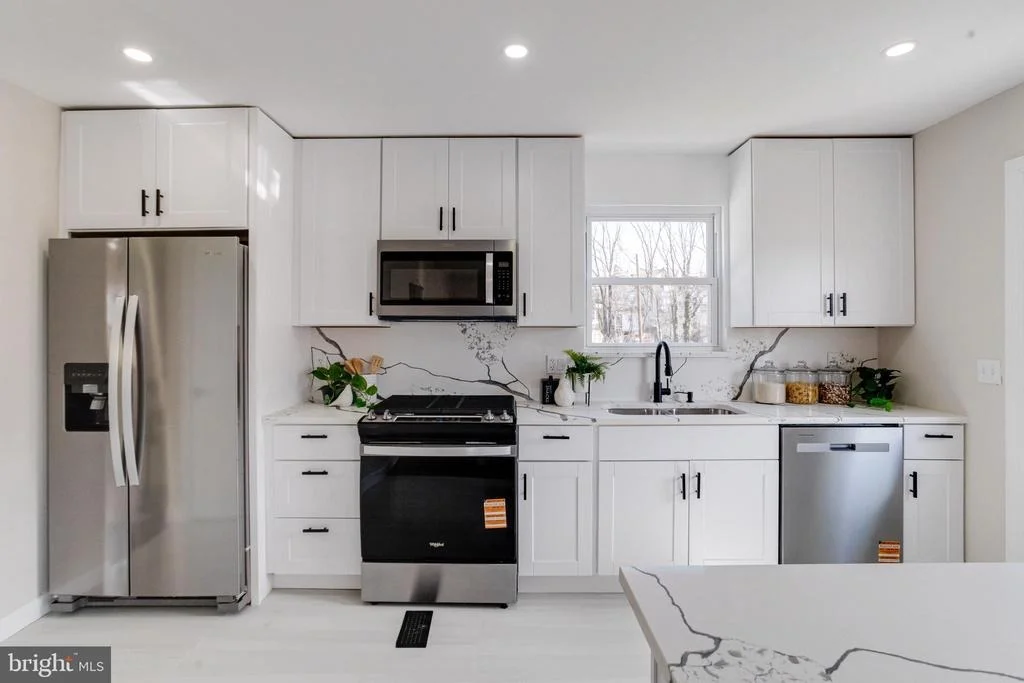 Photo of 605 WALNUT AVENUE
