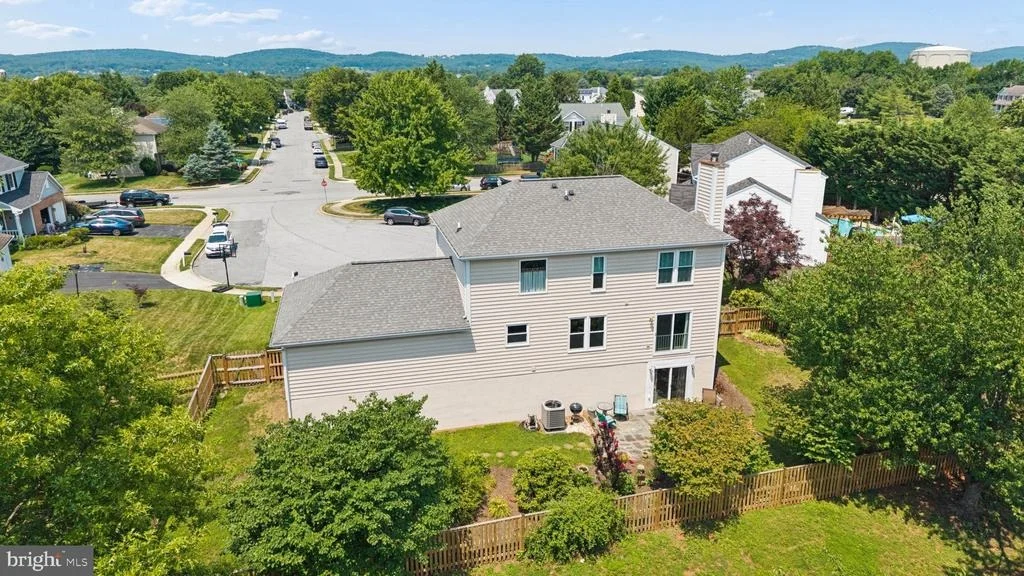 Photo of 6305 DERBY CIRCLE
