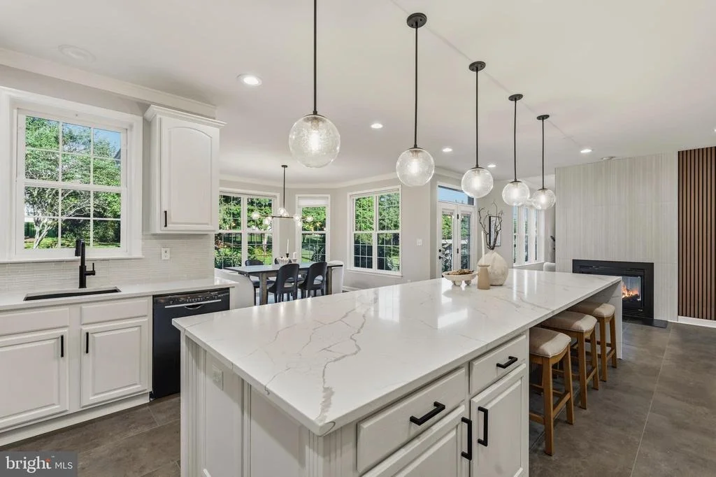 Photo of 1809 KINGS FOREST TRAIL