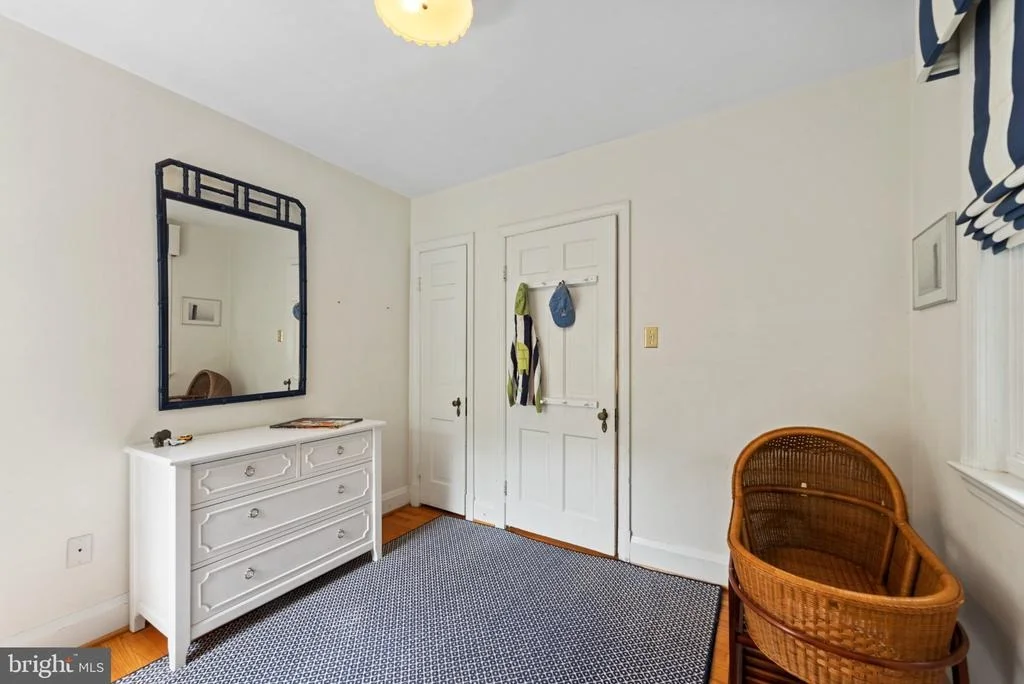 Photo of 7313 YORKTOWNE