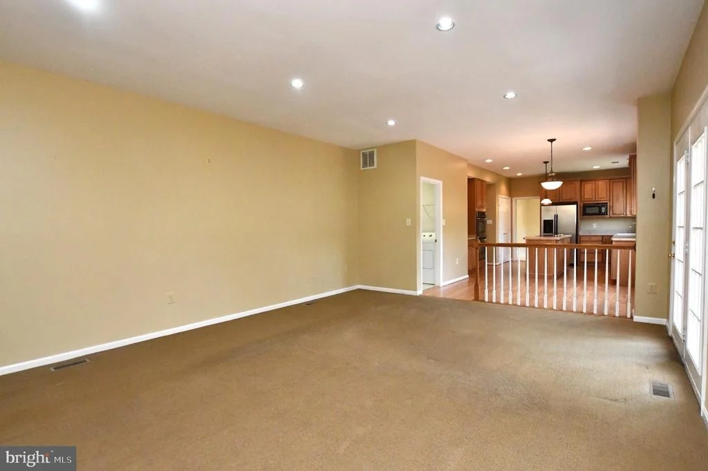 Photo of 46 CHRISTOPHER WAY