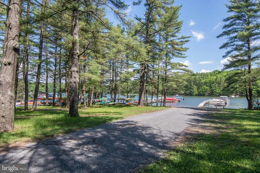 Photo of 106 LODGE CIRCLE