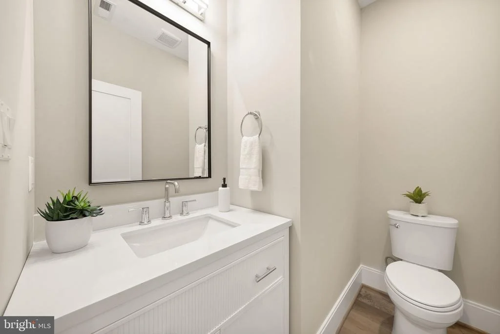 Photo of 8615 ACORN CIRCLE